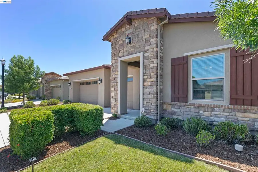 7143 Lakehead Way, Discovery Bay, CA 94505 - #3