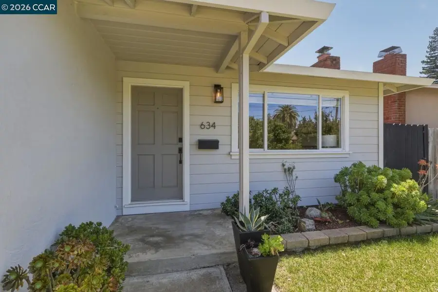 634 Teresa St, Martinez, CA 94553 - #3