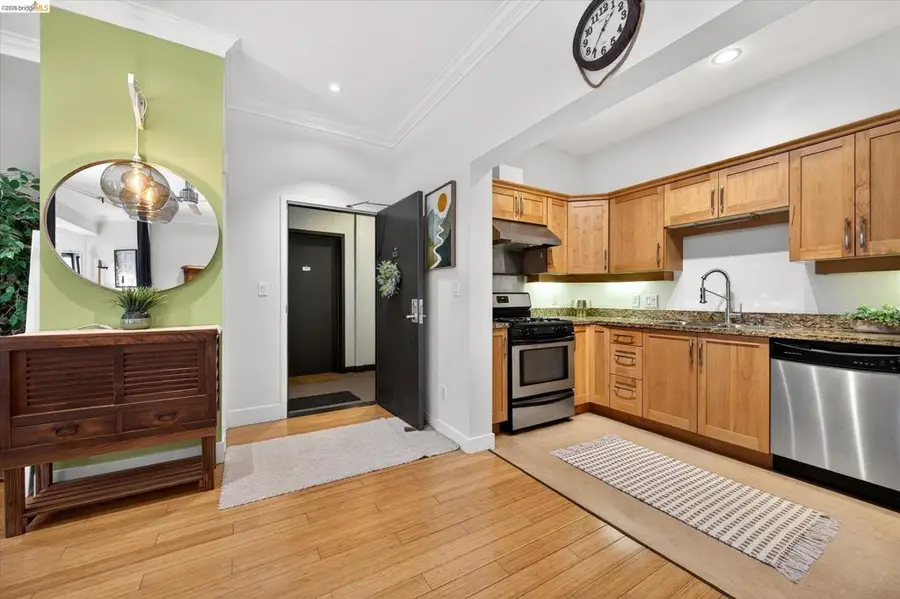 574 48th St #403, Oakland, CA 94609 - #2