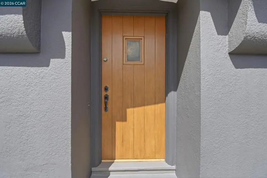 1056 El Centro Ave, Oakland, CA 94602 - #3
