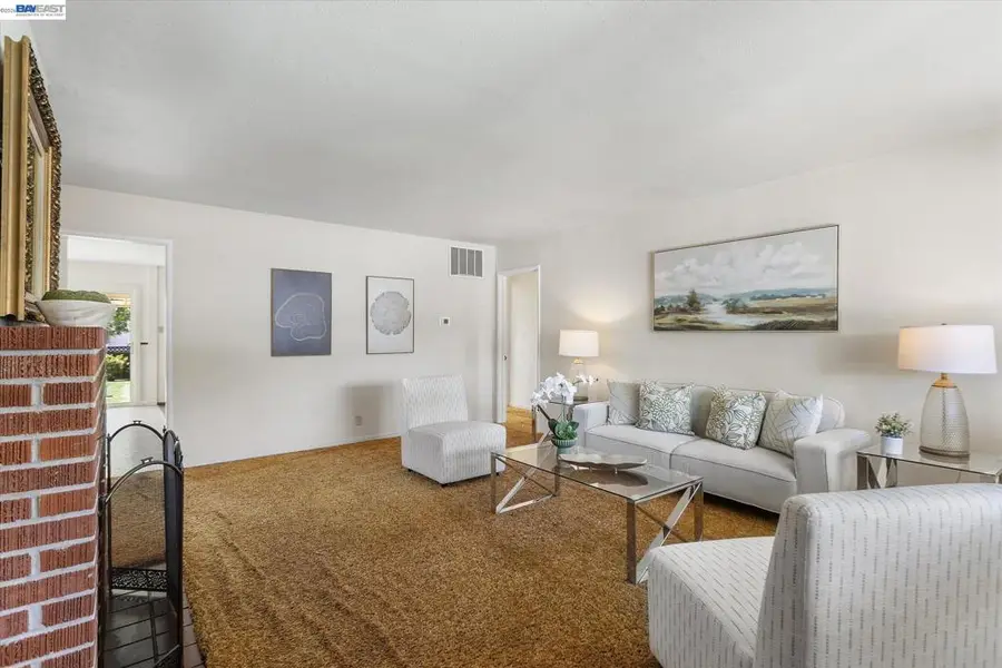 156 Mecartney Rd, Alameda, CA 94502 - #2