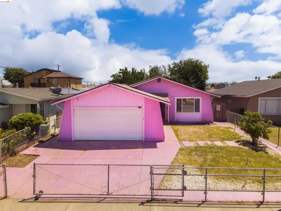 4304 Ohio Ave, Richmond, CA 94804 - #2
