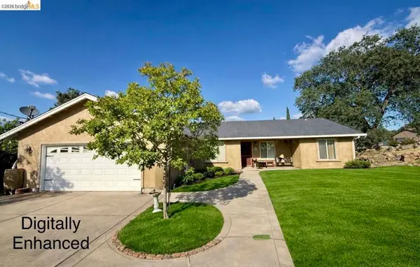 3931 Hartvickson Ln, Valley Springs, CA 95252