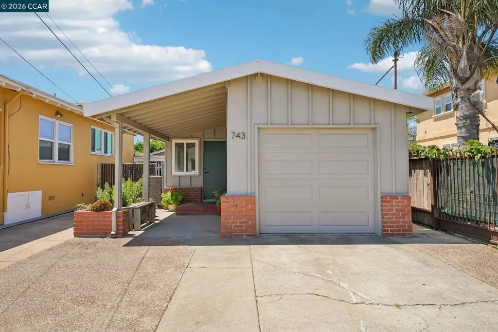 743 30th St, Richmond, CA 94804 - #1