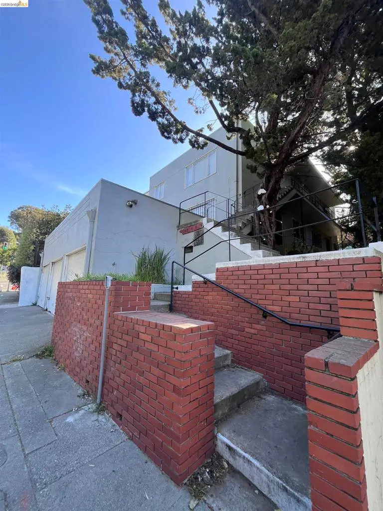 3562 Seminary Avenue, Oakland, CA 94605 - #2