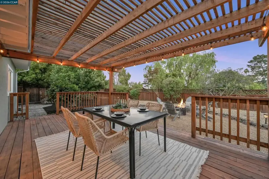 21 Fafnir Pl, Pleasant Hill, CA 94523 - #2
