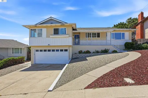 3021 Glynis Dr, Richmond, CA 94806
