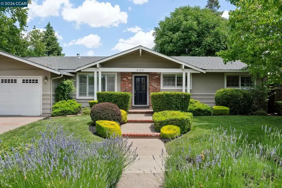 962 Oasis Dr, Concord, CA 94518 - #2