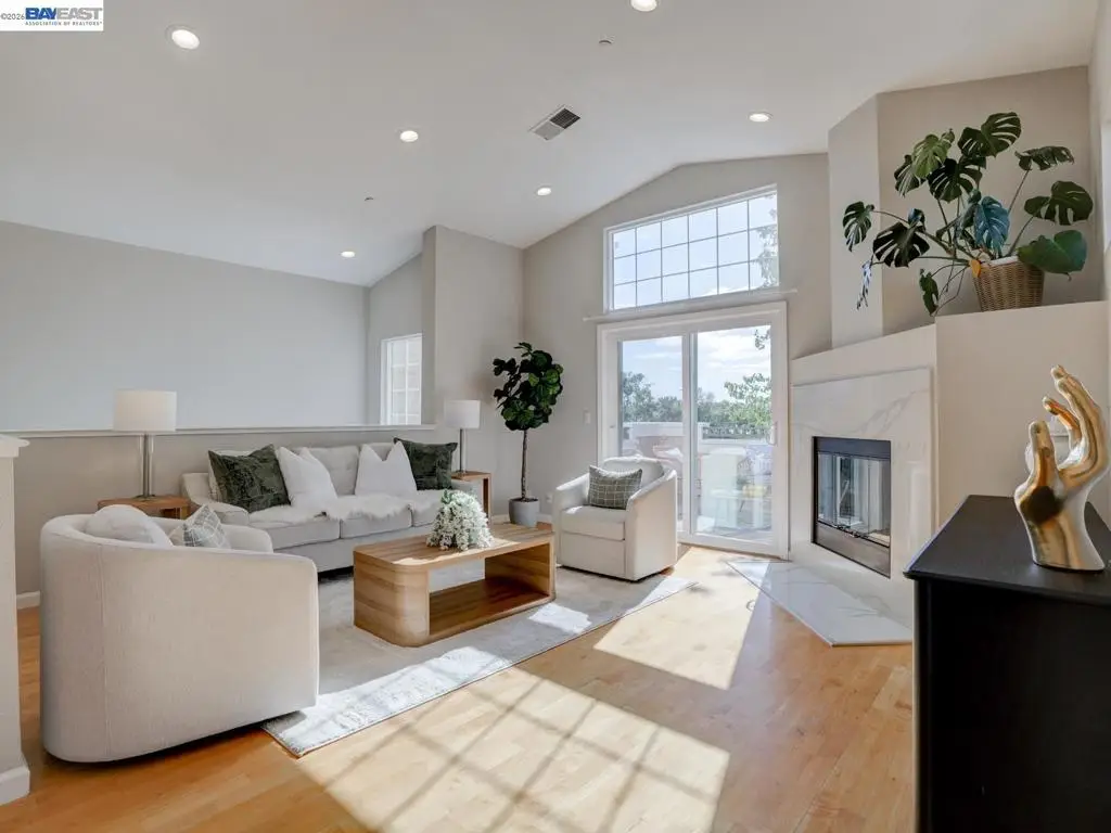 112 Camerota Way, Redwood City, CA 94065 - #1
