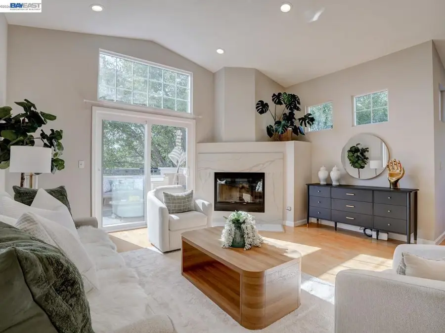 112 Camerota Way, Redwood City, CA 94065 - #3