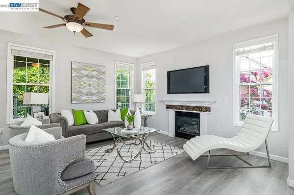 3709 Whitworth Dr, Dublin, CA 94568
