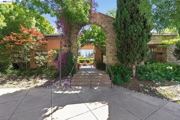 39109 Guardino Dr #341, Fremont, CA 94538
