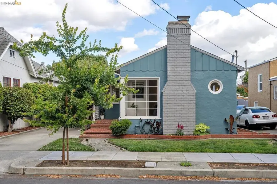 259 W Broadmoor Blvd, San Leandro, CA 94577 - #2