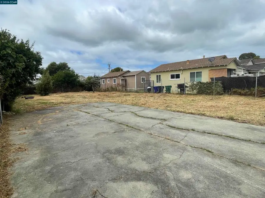 1623 Truman St, Richmond, CA 94801 - #2