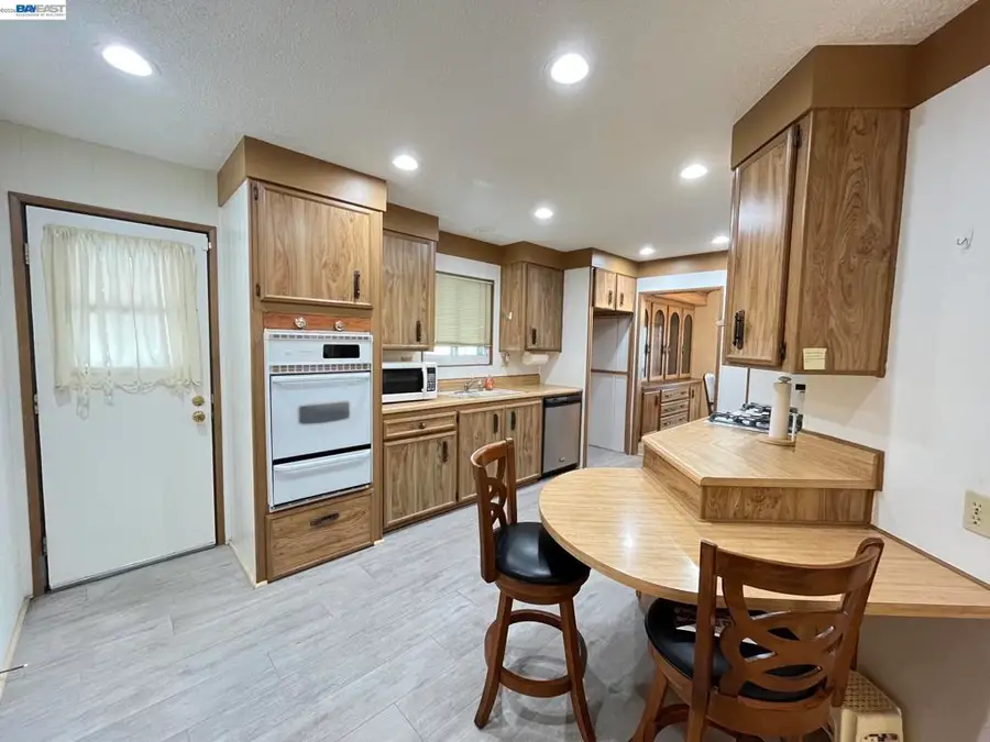 4141 Deep Creek Rd, Fremont, CA 94555 - #2