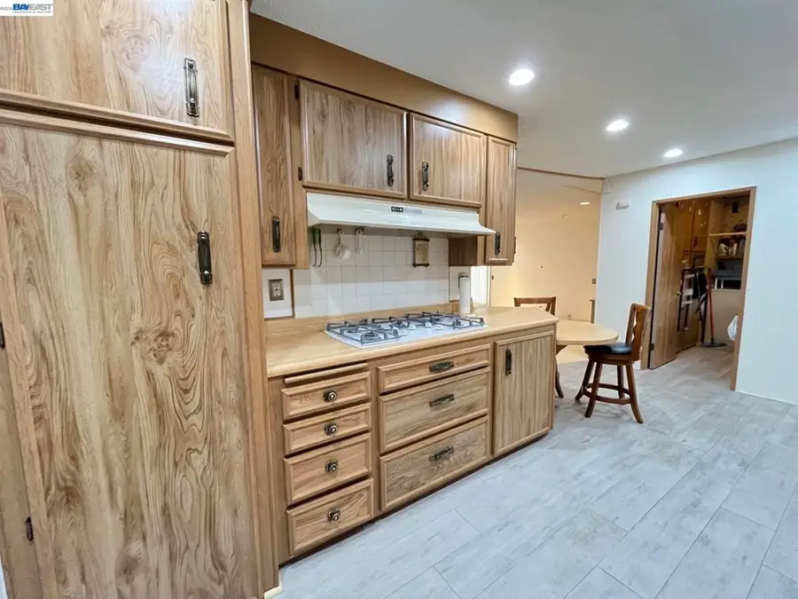 4141 Deep Creek Rd, Fremont, CA 94555 - #3