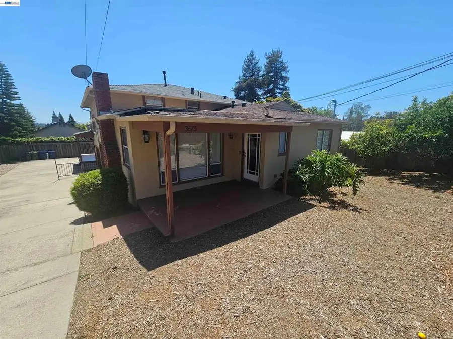 3675 Christensen Ln, Castro Valley, CA 94546 - #3