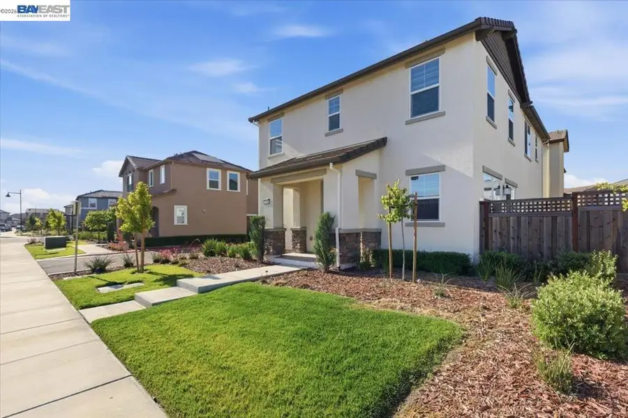 2134 Daimler St, Lathrop, CA 95330 - #2