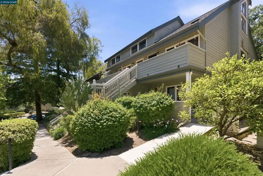 400 Suntree Ln #402, Pleasant Hill, CA 94523 - #2