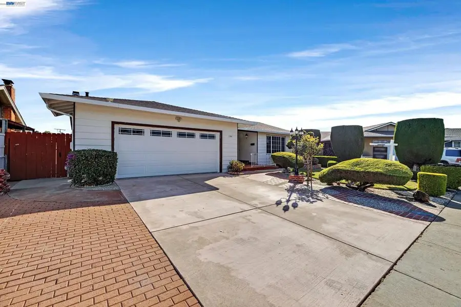 2444 Douglas St, Union City, CA 94587 - #2
