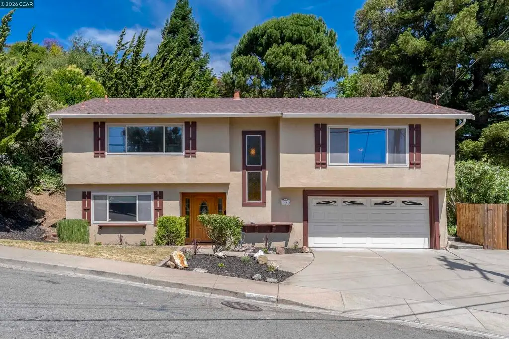 2081 Hoke Dr, Pinole, CA 94564 - #1