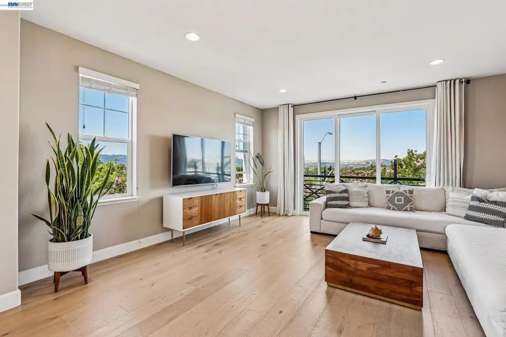 4201 Sunset View Dr, Dublin, CA 94568 - #1