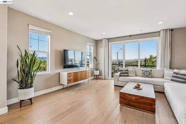4201 Sunset View Dr, Dublin, CA 94568