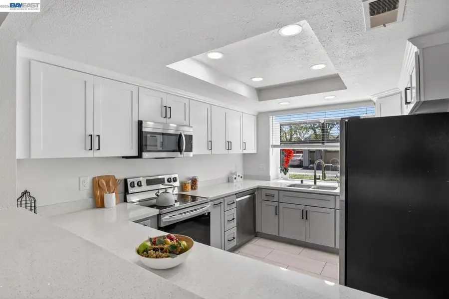 6472 Buena Vista Dr #A, Newark, CA 94560 - #2