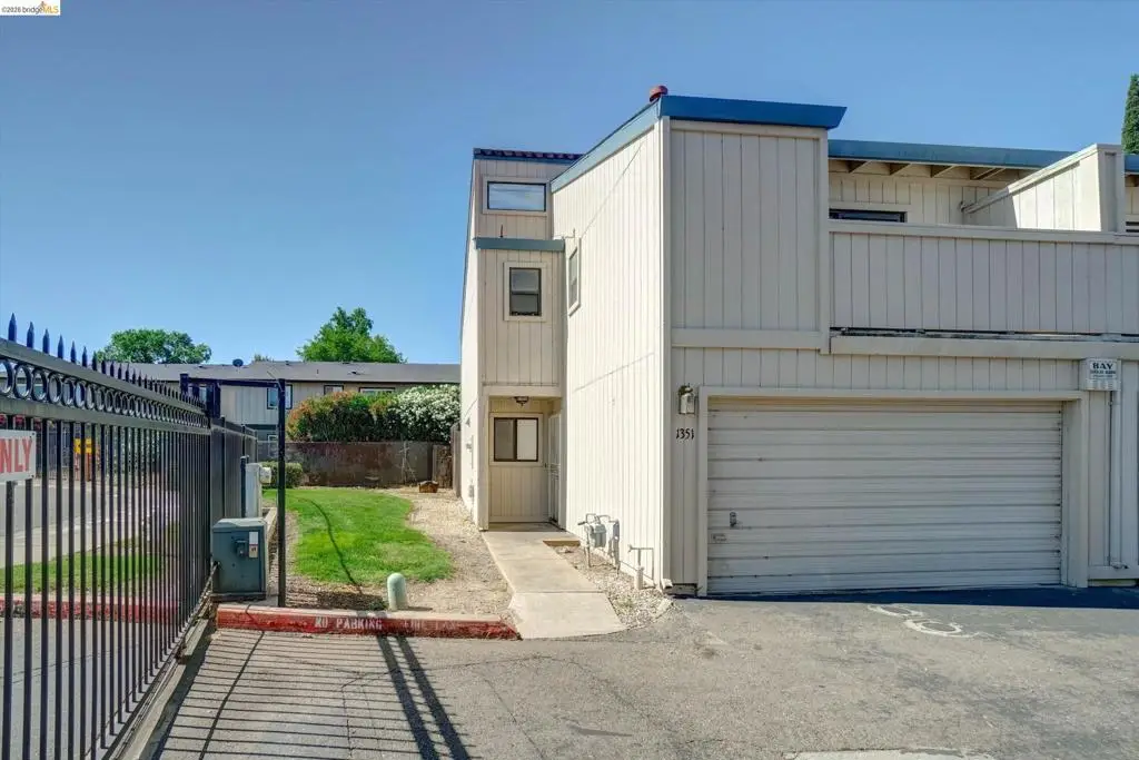 1351 Hood Rd, Sacramento, CA 95825 - #1