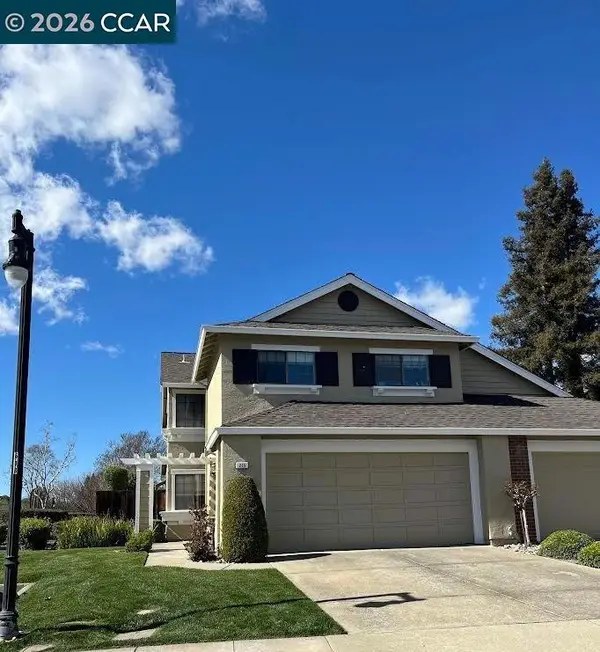 215 Bridgeside Cir, Danville, CA 94506
