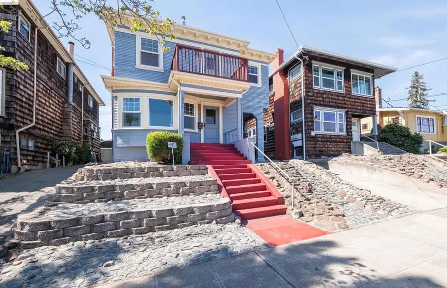 4277 Howe St, Oakland, CA 94611 - #3