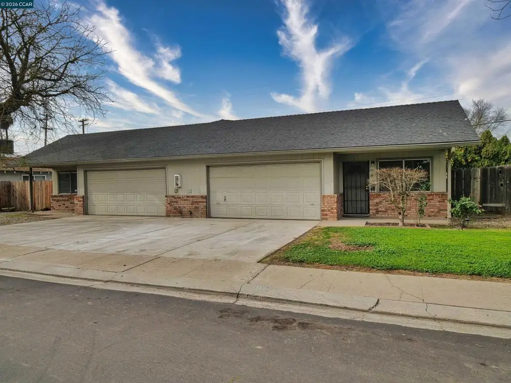 205 Kingston Lane, Modesto, CA 95354 - #1