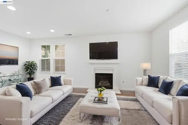 1121 Andreas Ln, Tracy, CA 95376