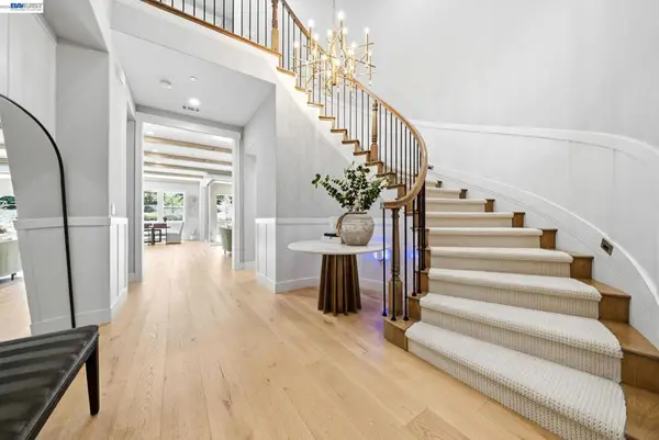 2830 Delamar Dr, Dublin, CA 94568