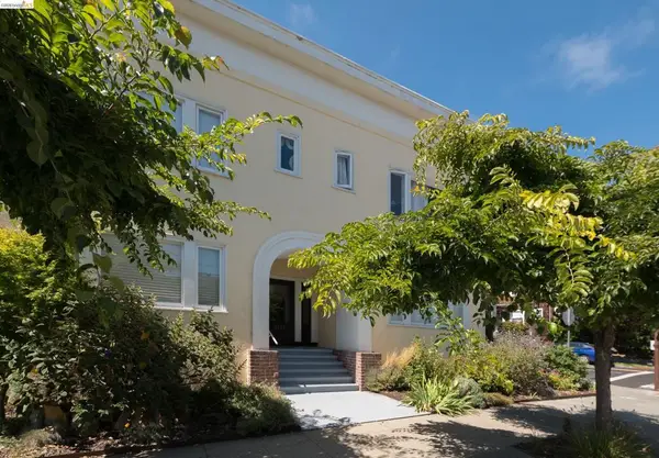 2525 Ashby Ave #2, Berkeley, CA 94705