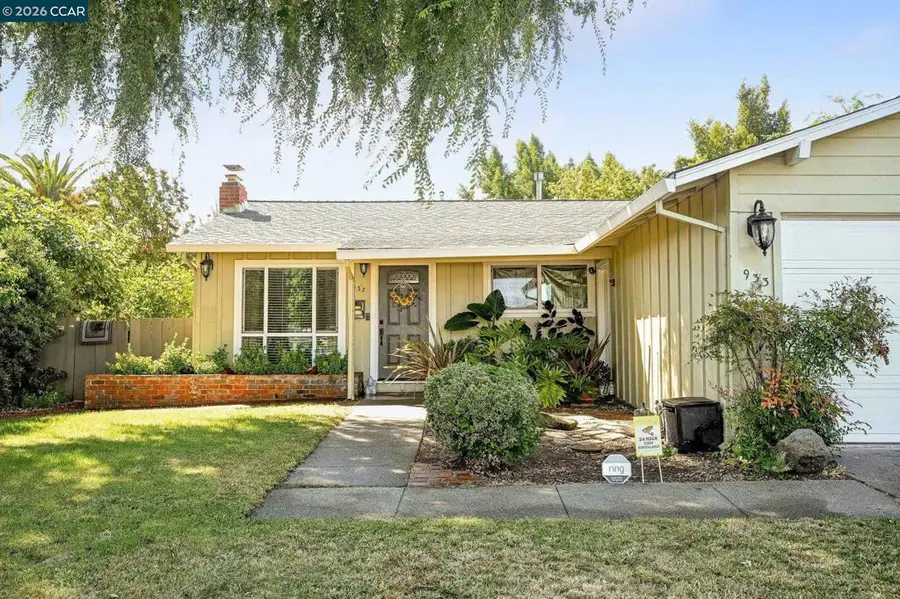 933 Santa Lucia Dr, Pleasant Hill, CA 94523 - #2
