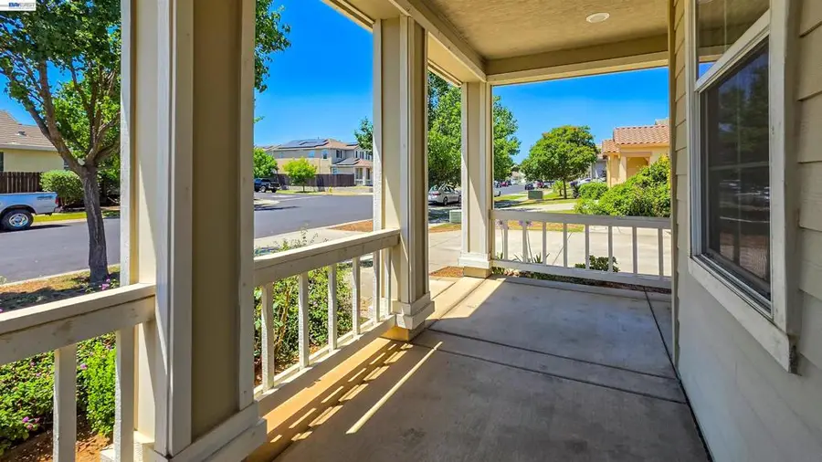 1899 River Run Dr, Linda, CA 95901 - #3