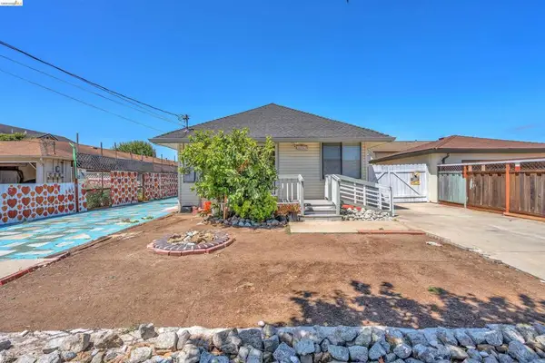36863 Elm St, Newark, CA 94560
