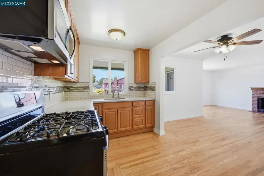 2305 Star Ave, Castro Valley, CA 94546 - #2