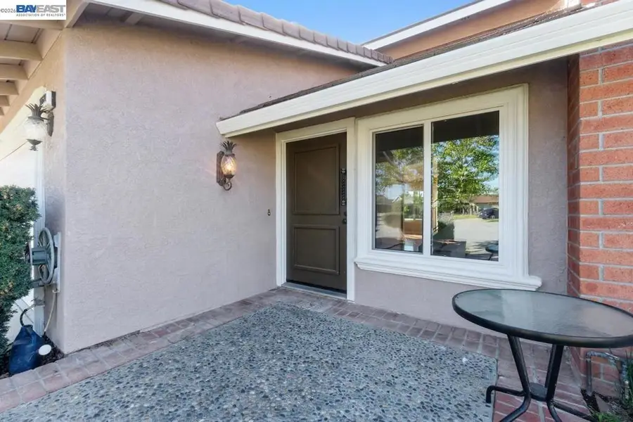 36671 Ponderosa Ct., Newark, CA 94560 - #3