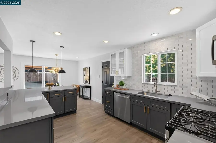 2755 Eastgate Ave, Concord, CA 94520 - #3