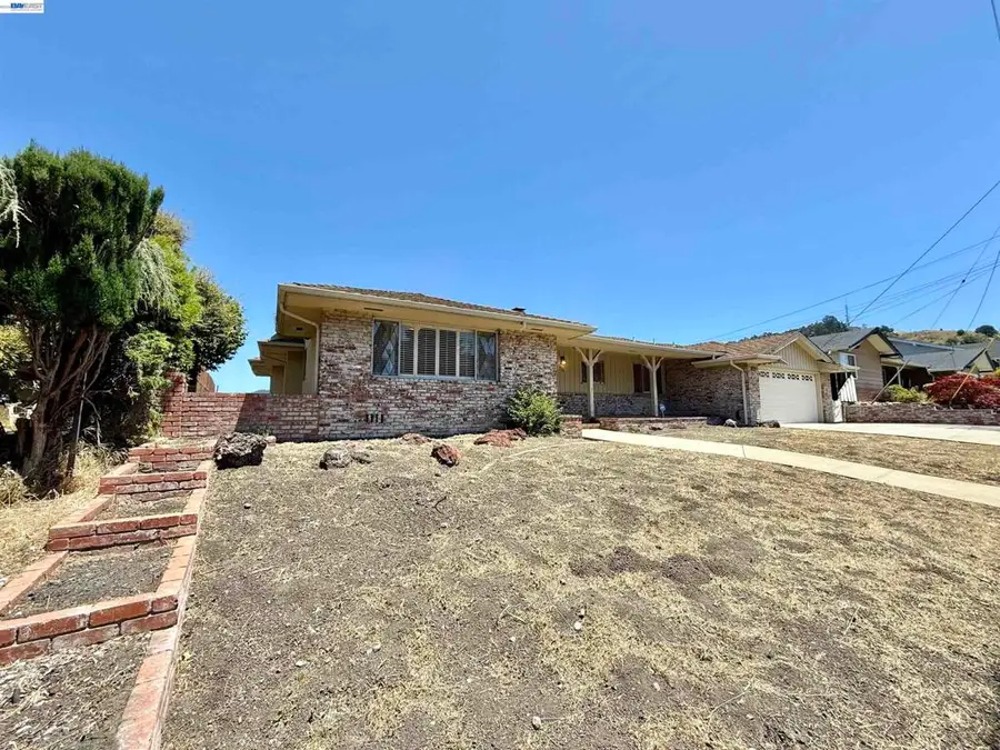 2164 Lakeview Dr, San Leandro, CA 94577 - #2