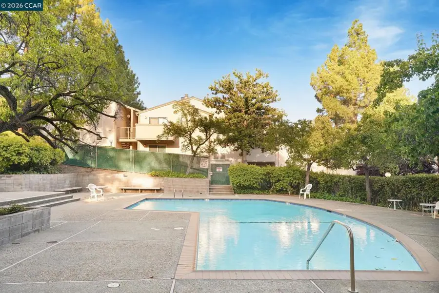 385 Camelback Rd #7, Pleasant Hill, CA 94523 - #2