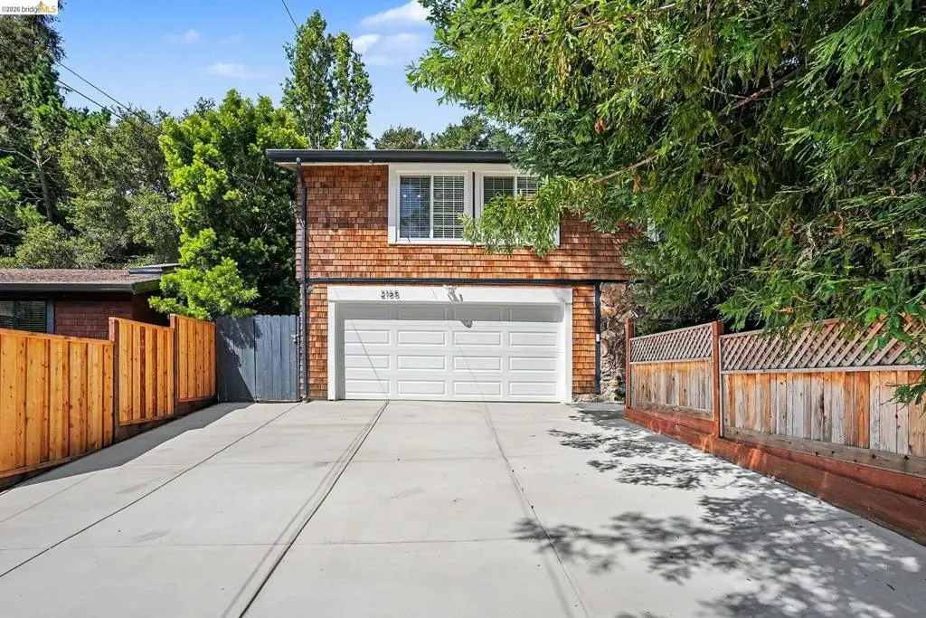 2185 Trafalgar Pl, Oakland, CA 94611 - #1