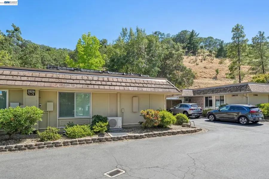 2029 Ptarmigan Dr #2, Walnut Creek, CA 94595 - #3
