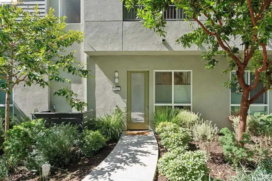 1532 Seawind Dr, Richmond, CA 94804 - #2