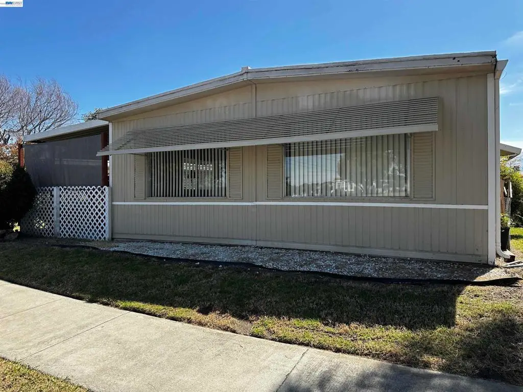 121 Fisk Ter, Fremont, CA 94538 - #1