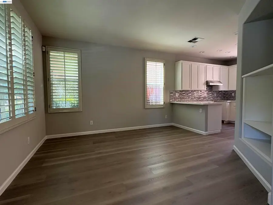 439 Kent Dr., Mountain View, CA 94043 - #3