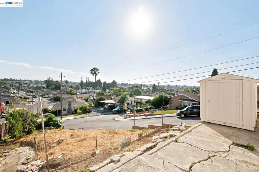 17005 Santa Fe St, Hayward, CA 94541 - #2
