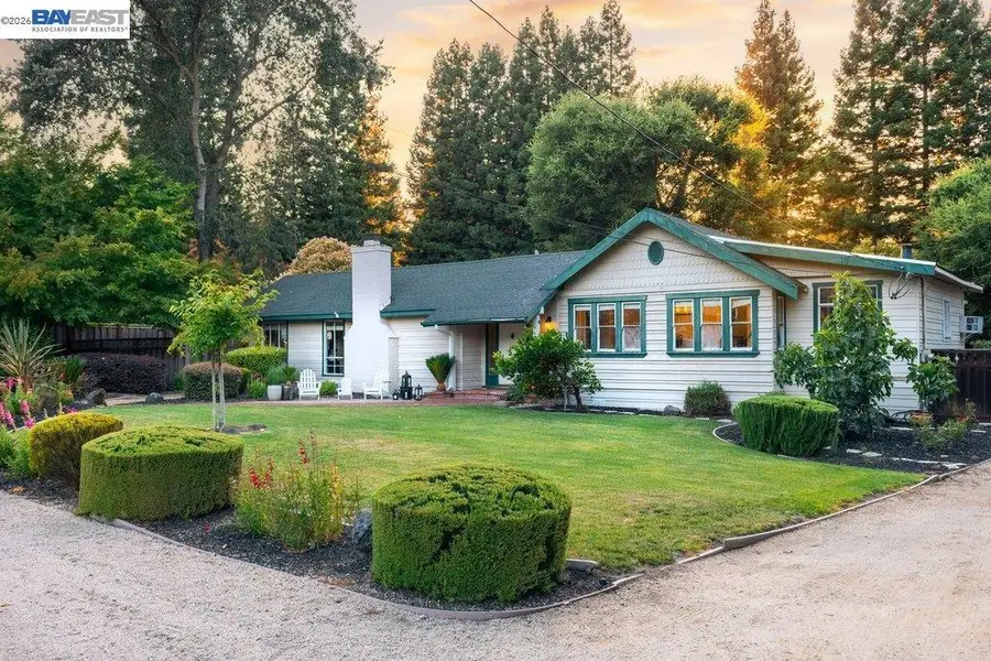 208 South Ave, Alamo, CA 94507 - #3